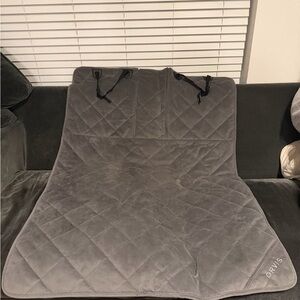 Orvis Charcoal Quilted Pet Backseat Protector